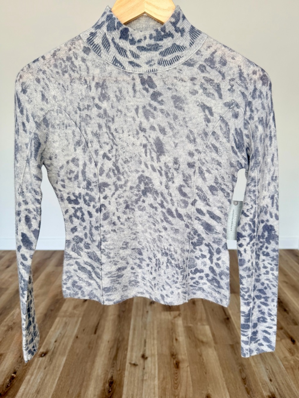 Pilcro Anthropologie 100% Cashmere Leopard Mock Neck Sweater XSP NWT